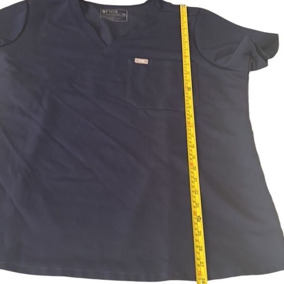 Figs Navy Blue V Neck Short Sleeves Scrub Top Size XXL - Picture 2 of 8